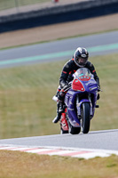 brands-hatch-photographs;brands-no-limits-trackday;cadwell-trackday-photographs;enduro-digital-images;event-digital-images;eventdigitalimages;no-limits-trackdays;peter-wileman-photography;racing-digital-images;trackday-digital-images;trackday-photos